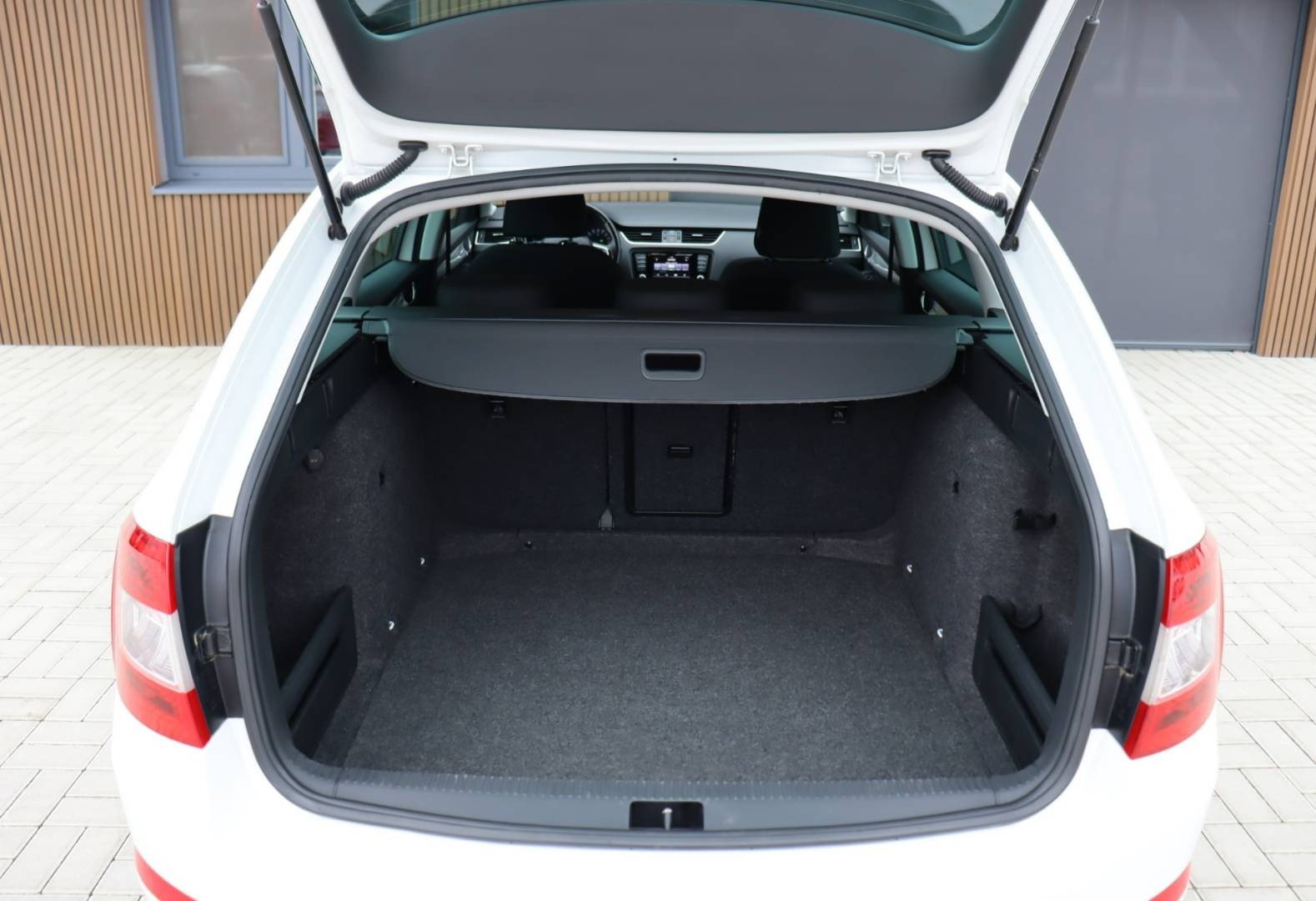 Škoda Octavia Combi 2.0 TDI Ambition DSG