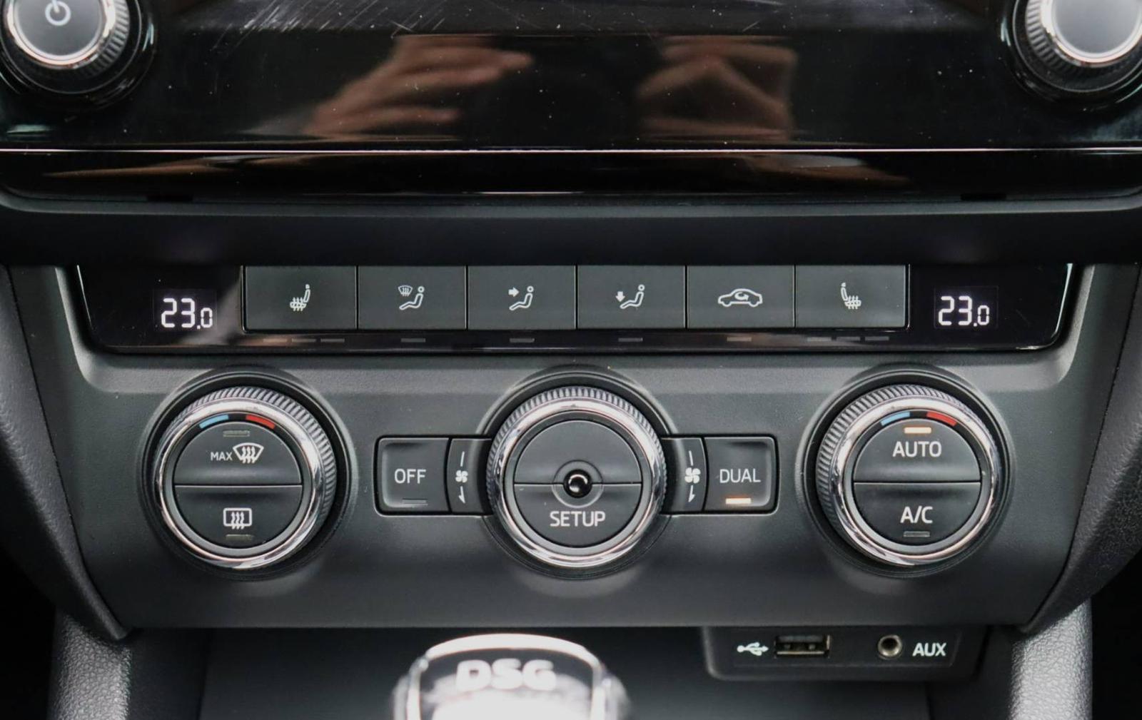 Škoda Octavia Combi 2.0 TDI Ambition DSG