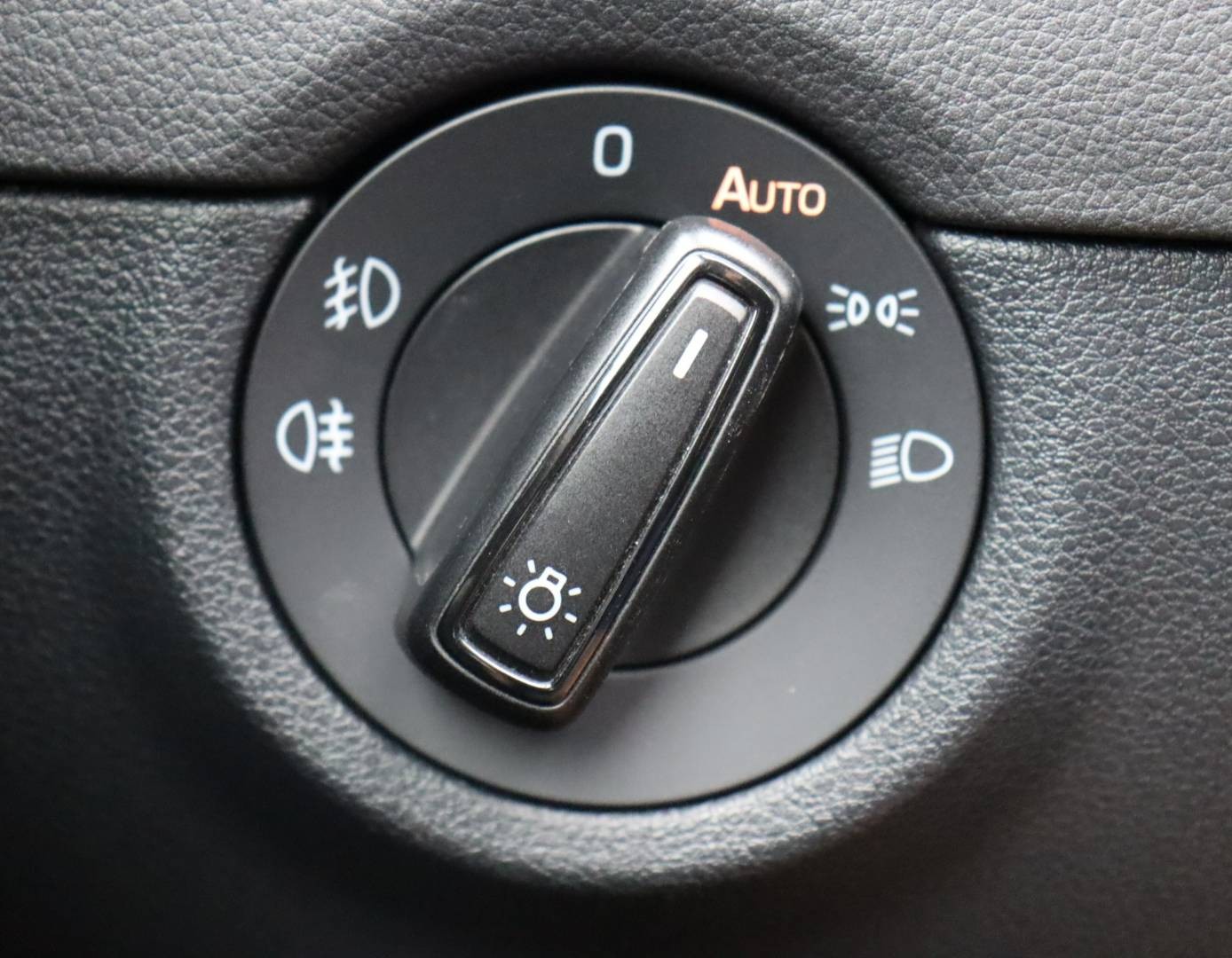 Škoda Octavia Combi 2.0 TDI Ambition DSG