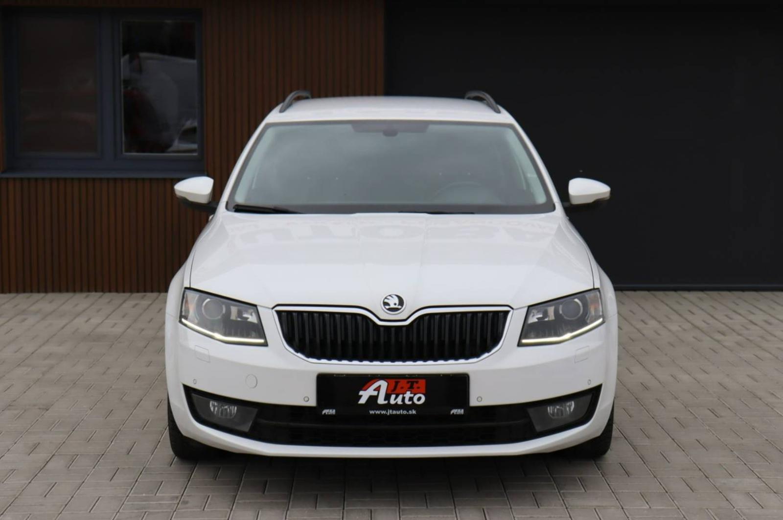Škoda Octavia Combi 2.0 TDI Ambition DSG