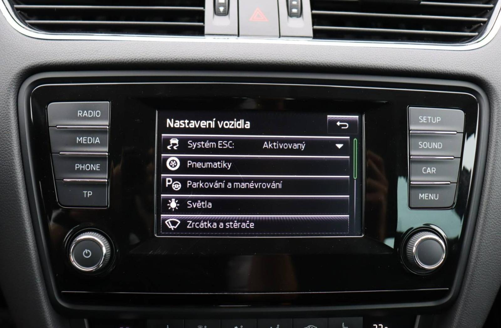 Škoda Octavia Combi 2.0 TDI Ambition DSG