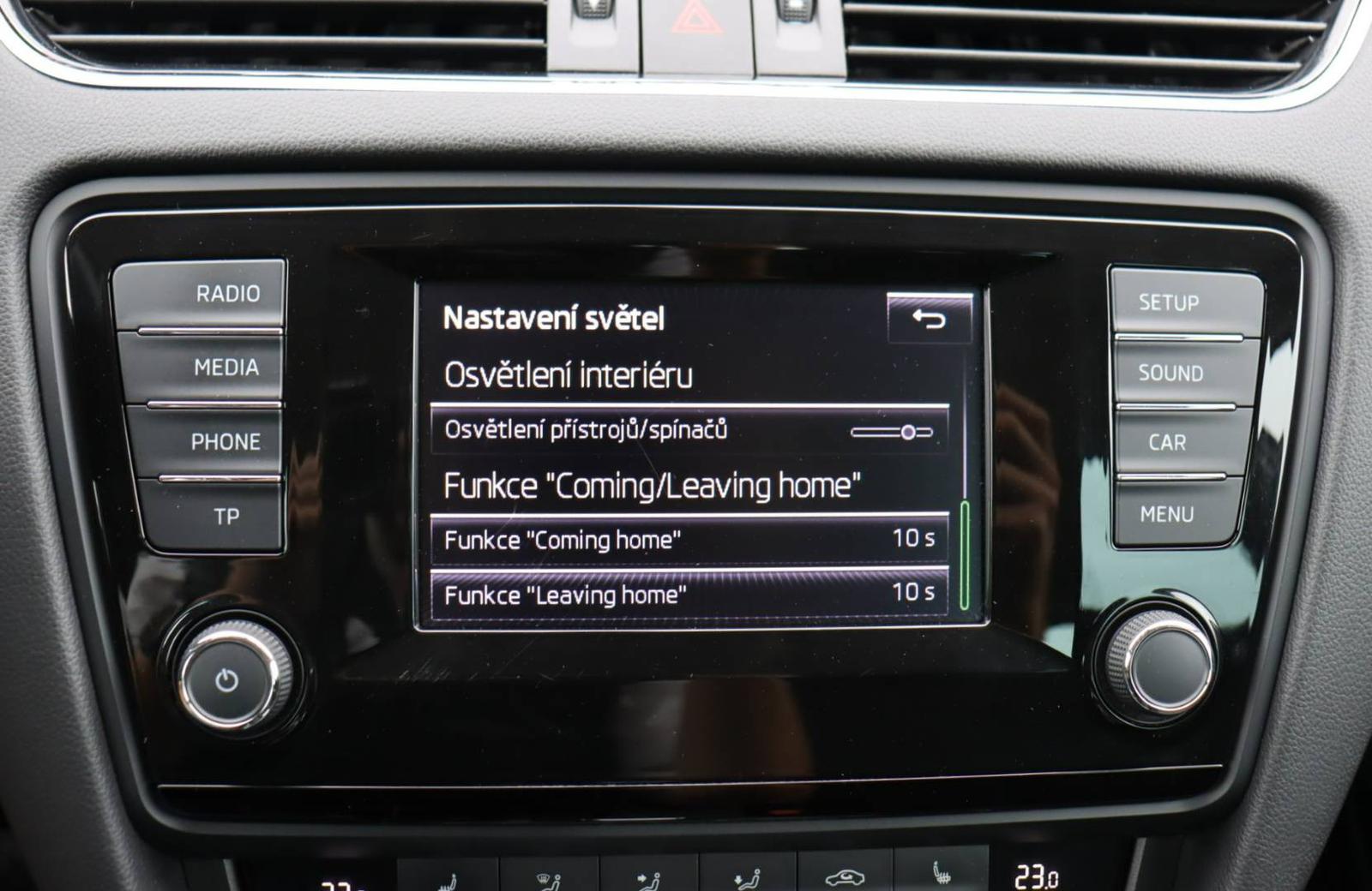 Škoda Octavia Combi 2.0 TDI Ambition DSG
