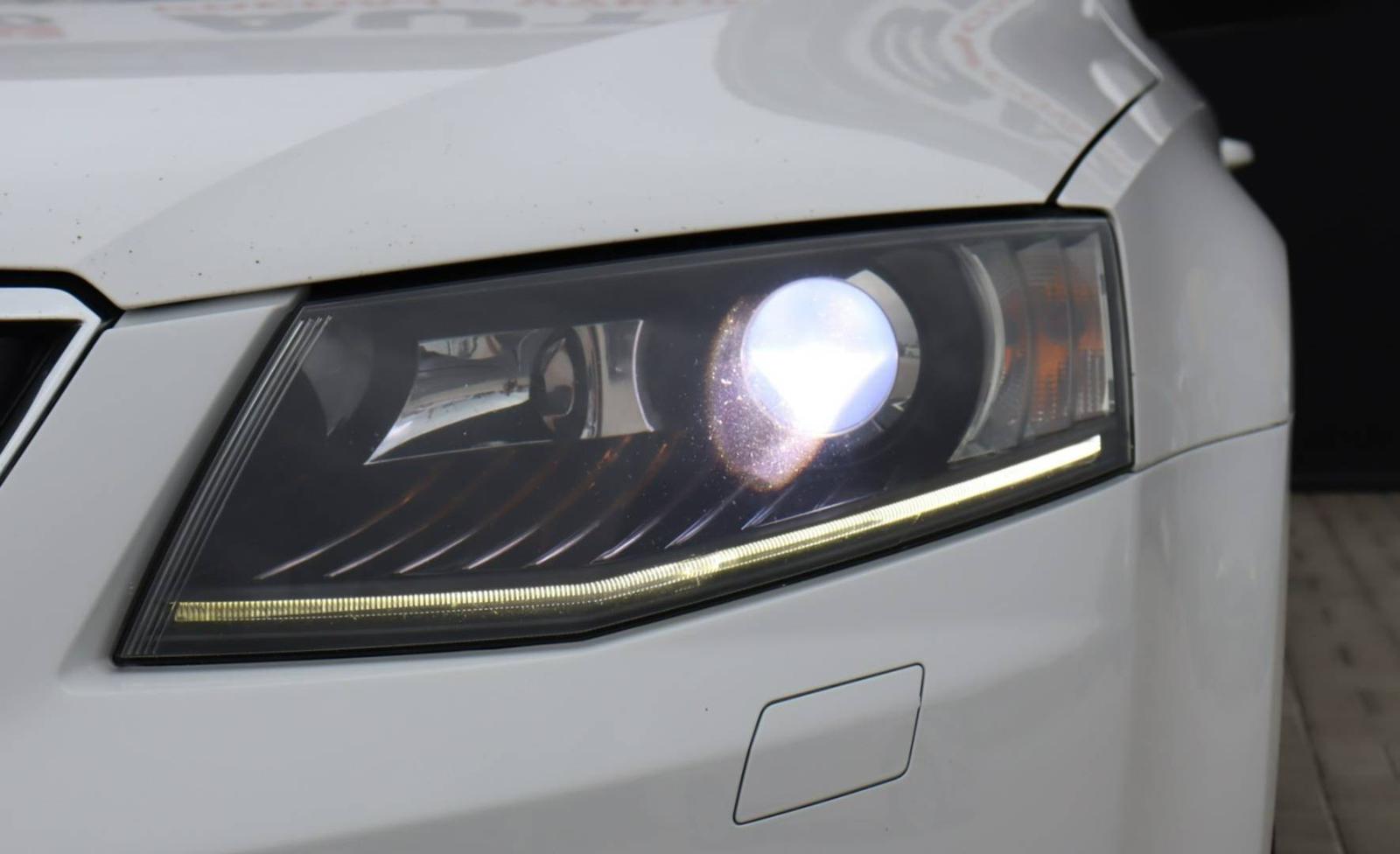 Škoda Octavia Combi 2.0 TDI Ambition DSG