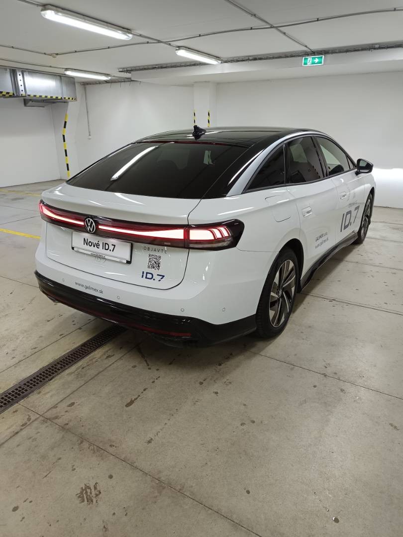 Volkswagen ID.7 77kWh Pro Limited