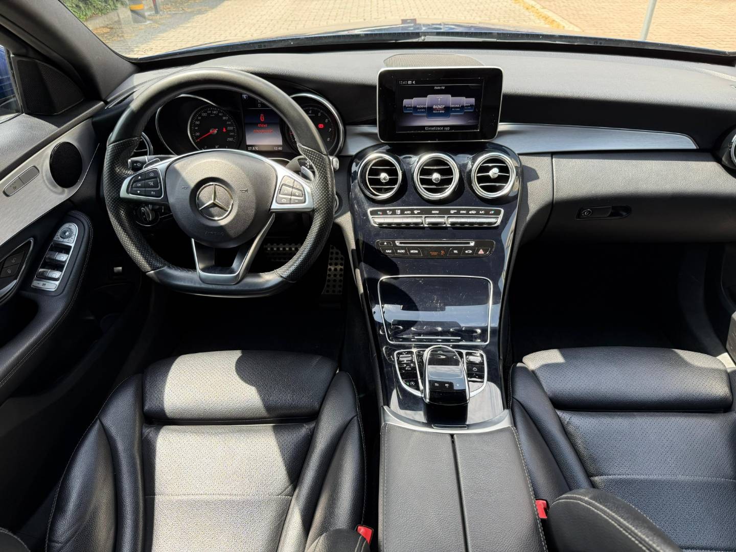 Mercedes-Benz C trieda Sedan 180 A/T