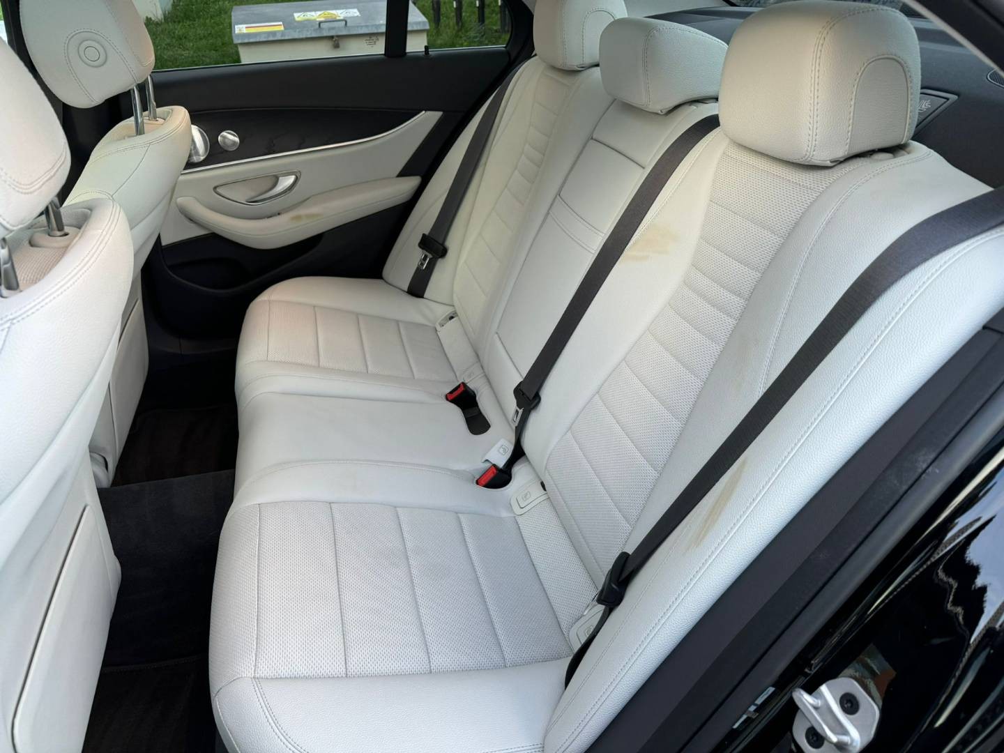 Mercedes-Benz E trieda Sedan 300 de 4MATIC A/T