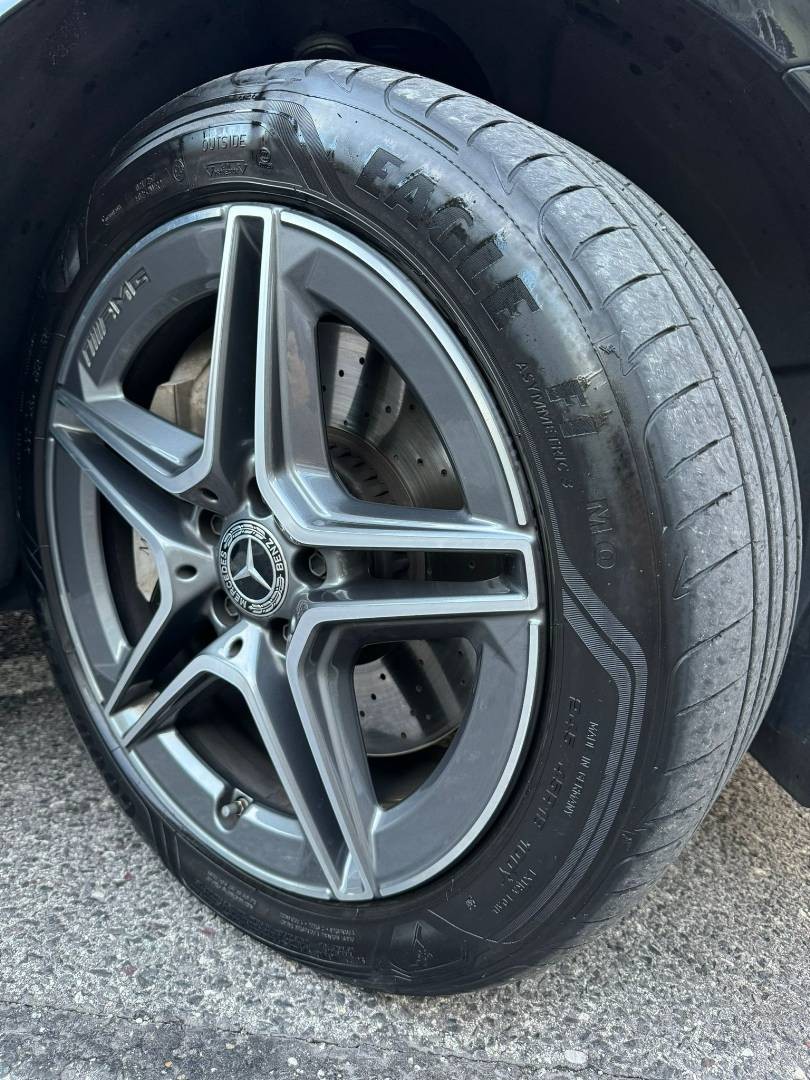 Mercedes-Benz E trieda Sedan 300 de 4MATIC A/T