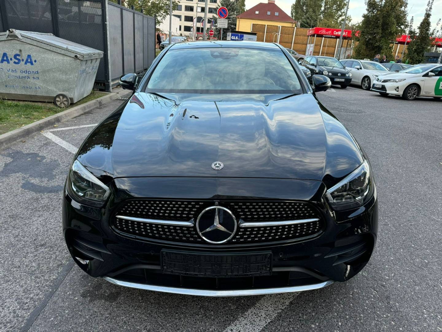 Mercedes-Benz E trieda Sedan 300 de 4MATIC A/T