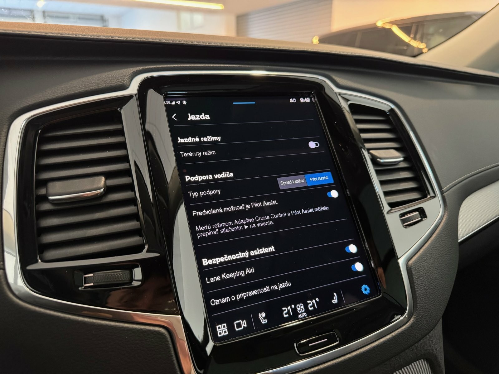 Volvo XC90 B5 (D) AWD AT8 PLUS BRIGHT 7s.