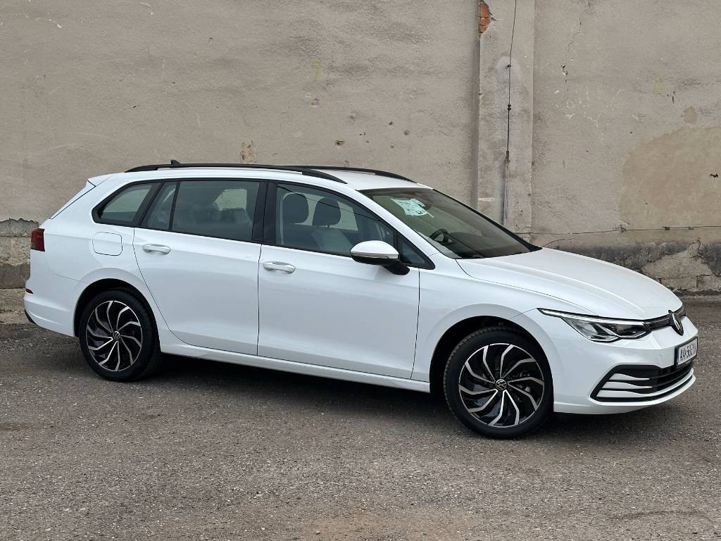 Volkswagen Golf Variant Life 2.0 TDI / NOVÉ VOZIDLO /  V ZÁRUKE / ODPOČET DPH