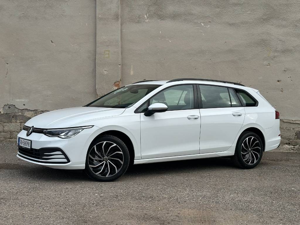 Volkswagen Golf Variant Life 2.0 TDI / NOVÉ VOZIDLO /  V ZÁRUKE / ODPOČET DPH