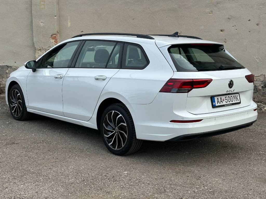Volkswagen Golf Variant Life 2.0 TDI / NOVÉ VOZIDLO /  V ZÁRUKE / ODPOČET DPH