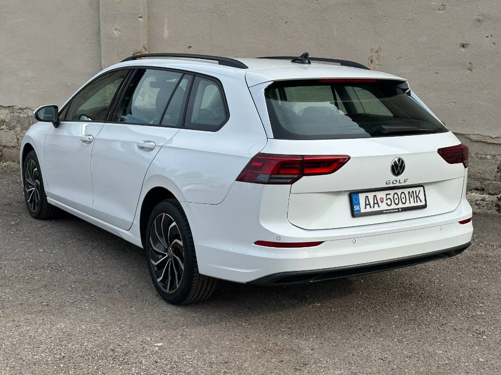 Volkswagen Golf Variant Life 2.0 TDI / NOVÉ VOZIDLO /  V ZÁRUKE / ODPOČET DPH