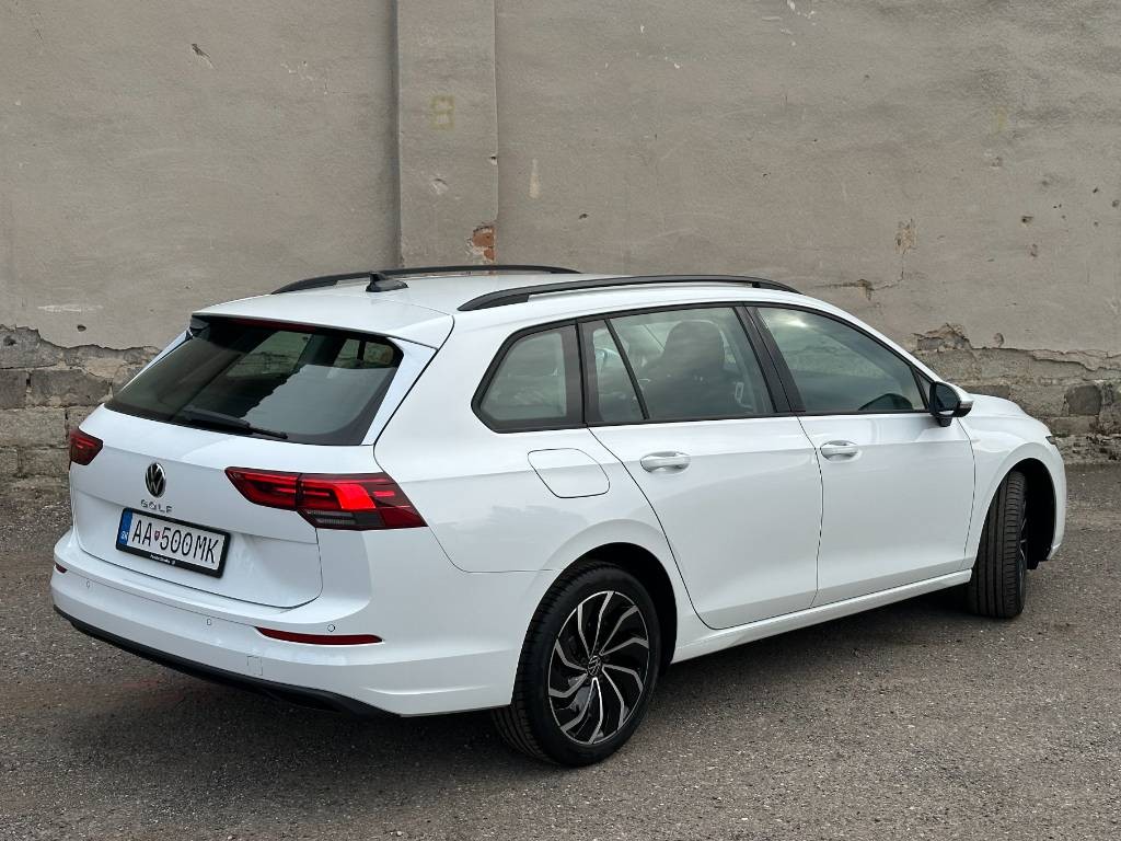 Volkswagen Golf Variant Life 2.0 TDI / NOVÉ VOZIDLO /  V ZÁRUKE / ODPOČET DPH