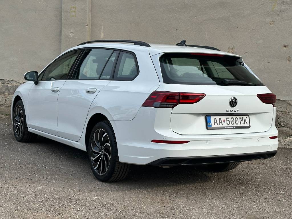 Volkswagen Golf Variant Life 2.0 TDI / NOVÉ VOZIDLO /  V ZÁRUKE / ODPOČET DPH