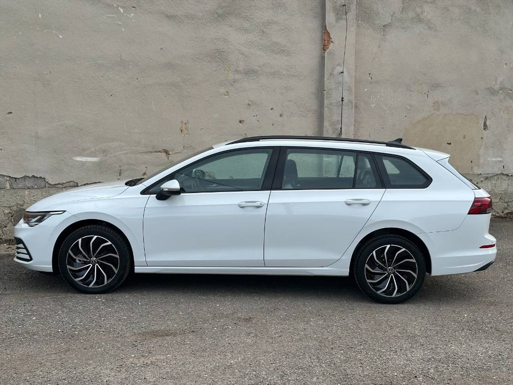 Volkswagen Golf Variant Life 2.0 TDI / NOVÉ VOZIDLO /  V ZÁRUKE / ODPOČET DPH