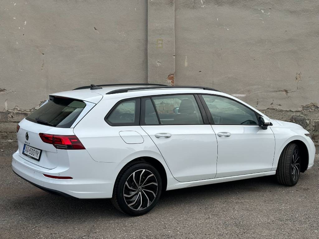 Volkswagen Golf Variant Life 2.0 TDI / NOVÉ VOZIDLO /  V ZÁRUKE / ODPOČET DPH