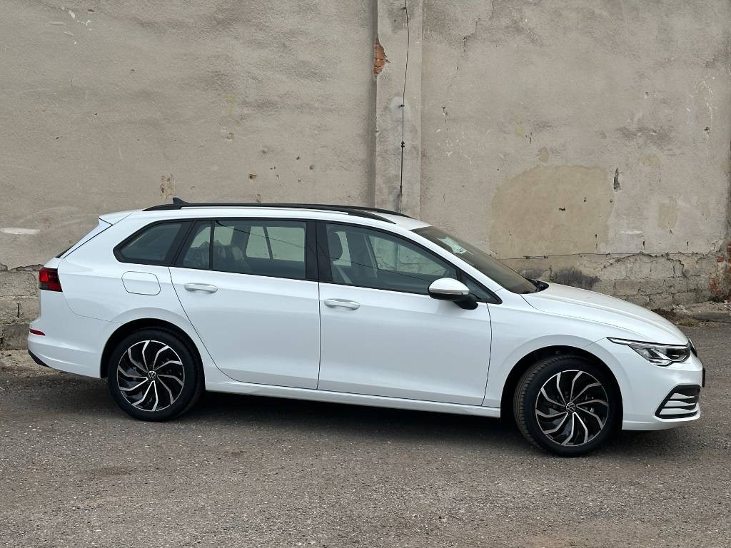 Volkswagen Golf Variant Life 2.0 TDI / NOVÉ VOZIDLO /  V ZÁRUKE / ODPOČET DPH