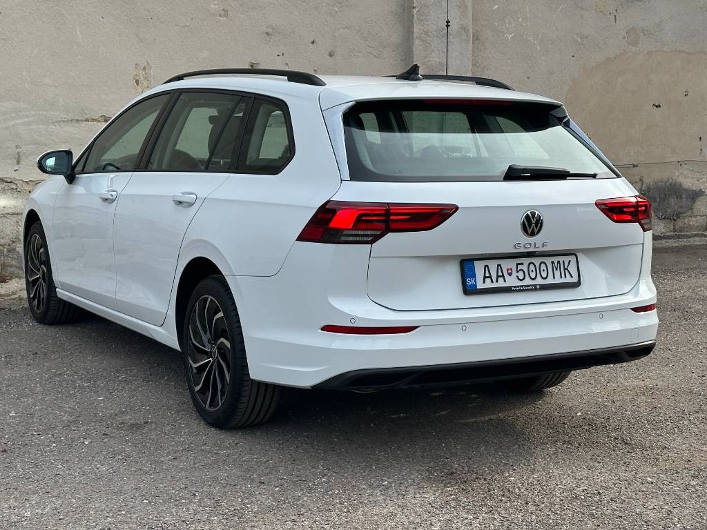 Volkswagen Golf Variant Life 2.0 TDI / NOVÉ VOZIDLO /  V ZÁRUKE / ODPOČET DPH
