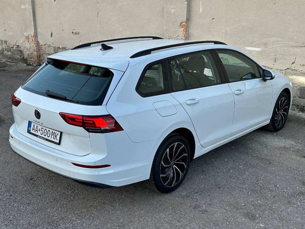 Volkswagen Golf Variant Life 2.0 TDI / NOVÉ VOZIDLO /  V ZÁRUKE / ODPOČET DPH