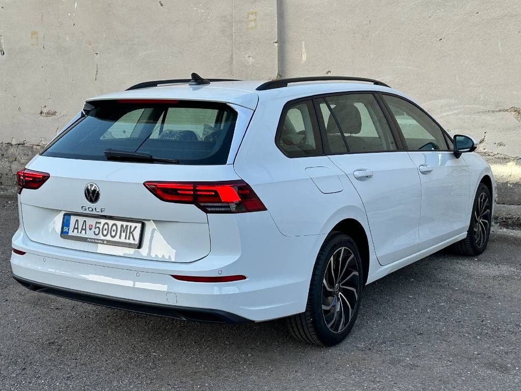 Volkswagen Golf Variant Life 2.0 TDI / NOVÉ VOZIDLO /  V ZÁRUKE / ODPOČET DPH