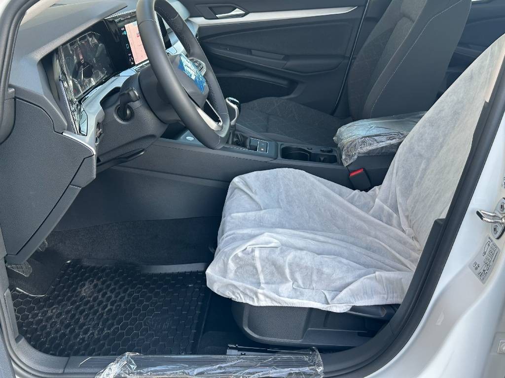 Volkswagen Golf Variant Life 2.0 TDI / NOVÉ VOZIDLO /  V ZÁRUKE / ODPOČET DPH