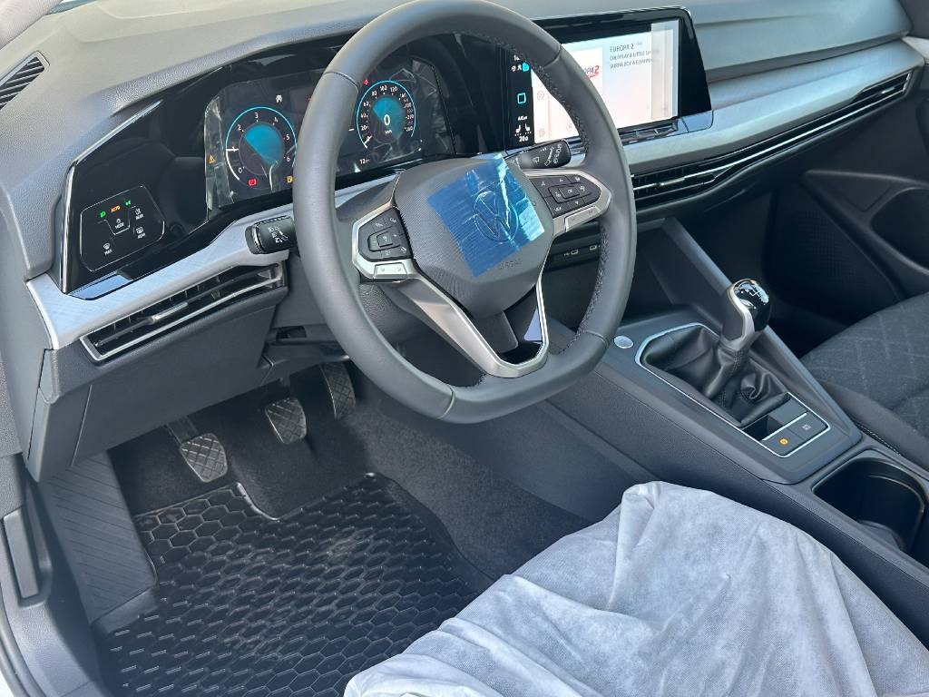 Volkswagen Golf Variant Life 2.0 TDI / NOVÉ VOZIDLO /  V ZÁRUKE / ODPOČET DPH