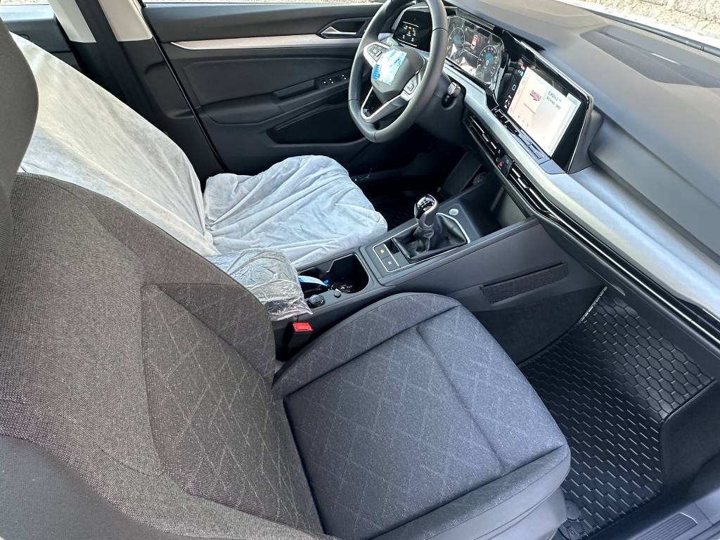 Volkswagen Golf Variant Life 2.0 TDI / NOVÉ VOZIDLO /  V ZÁRUKE / ODPOČET DPH