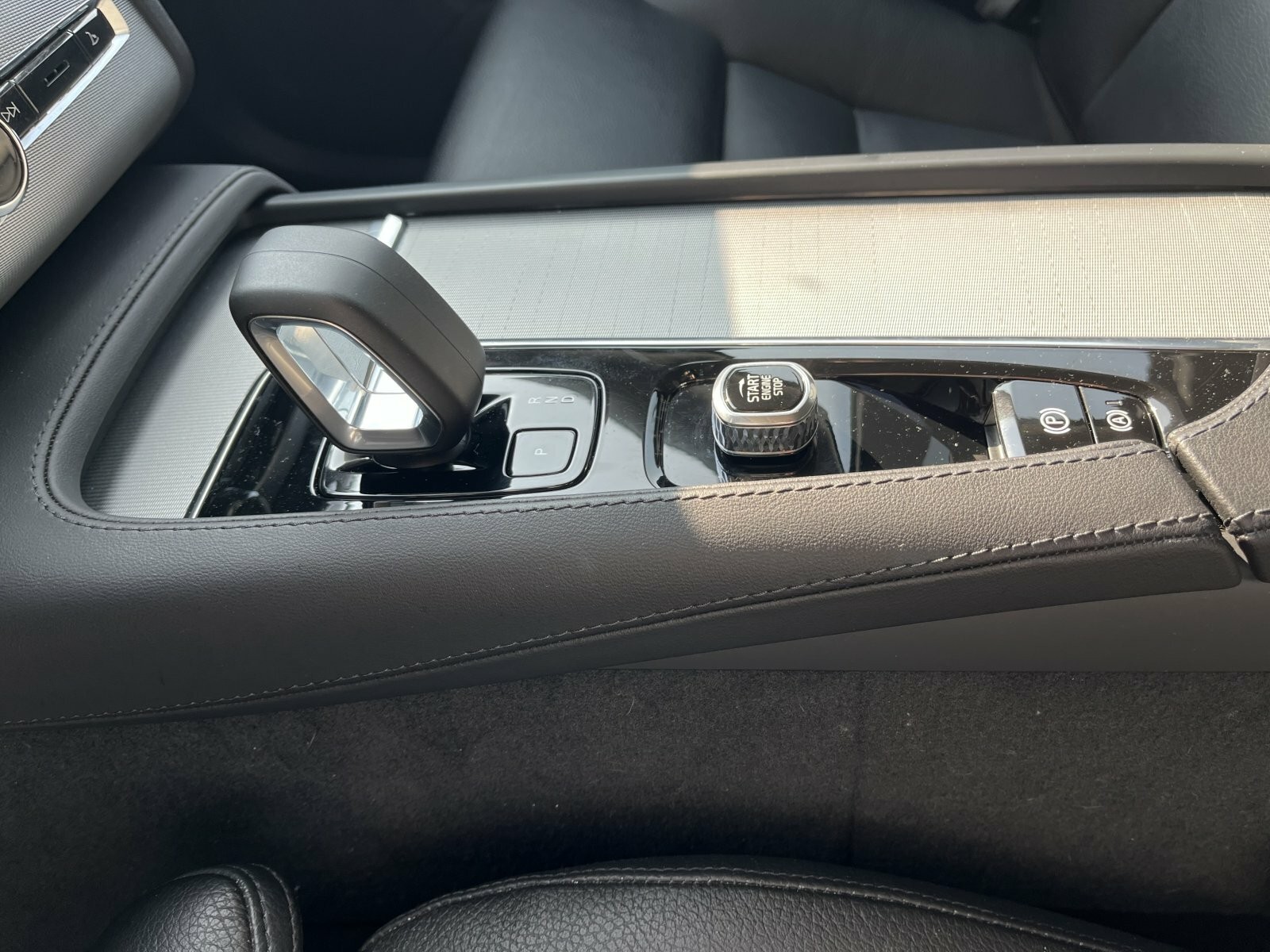Volvo XC90 B5 (D) AWD AT8 PLUS DARK 7s.