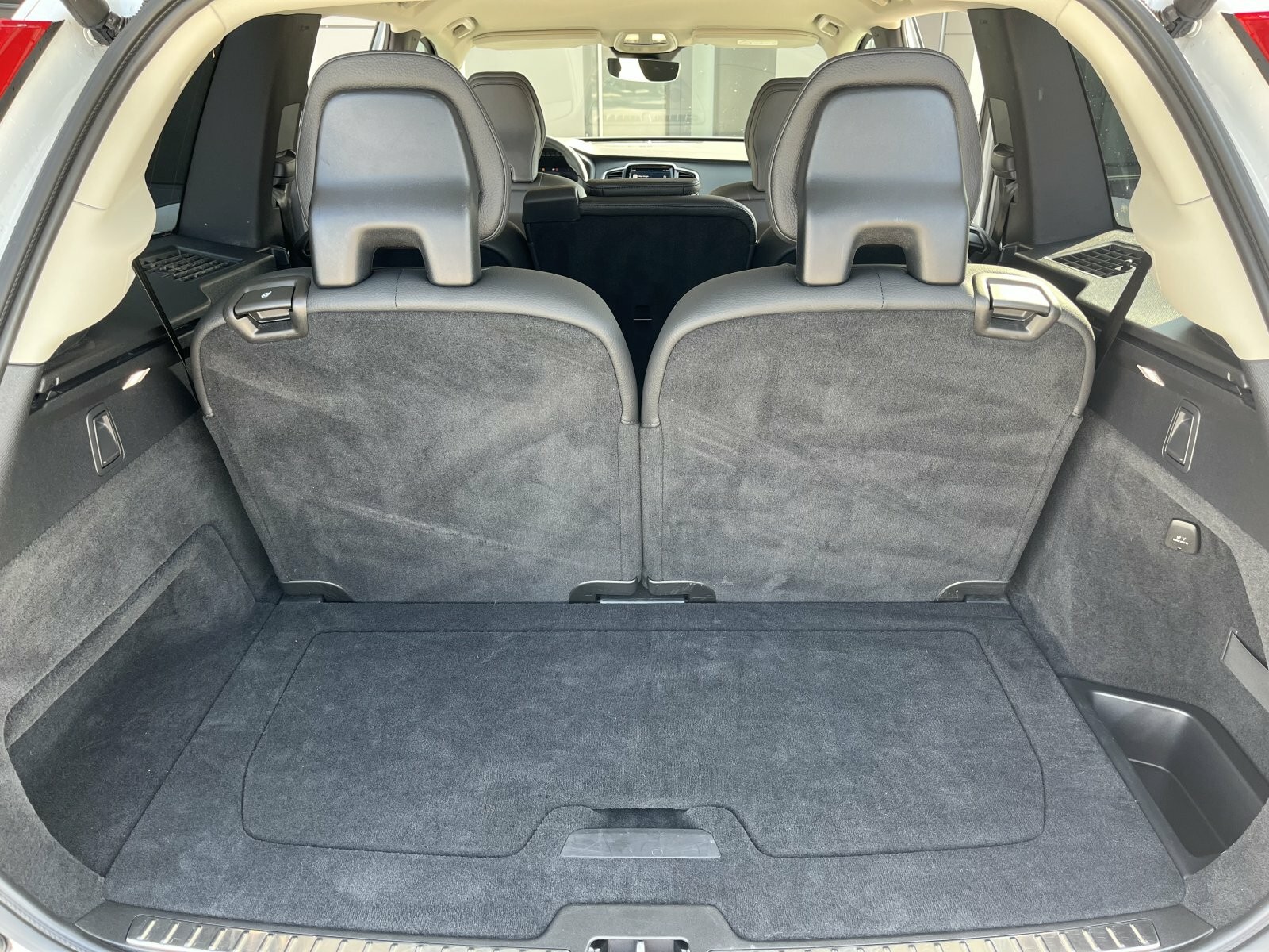 Volvo XC90 B5 (D) AWD AT8 PLUS DARK 7s.