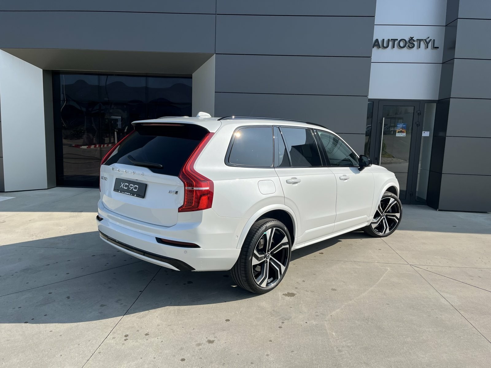 Volvo XC90 B5 (D) AWD AT8 PLUS DARK 7s.