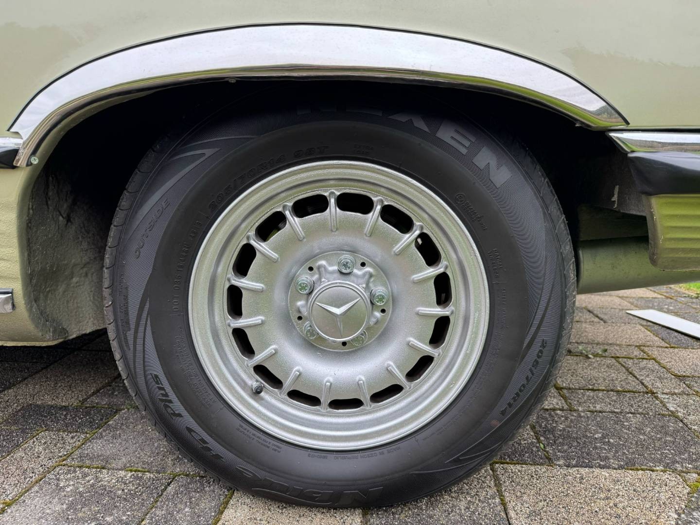 Mercedes-Benz SLC 350