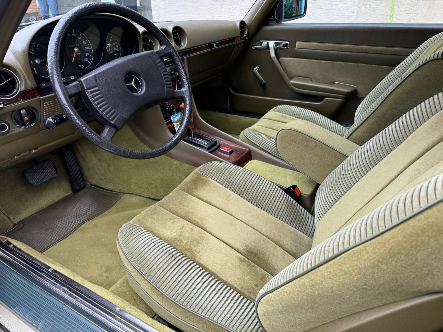 Mercedes-Benz SLC 350