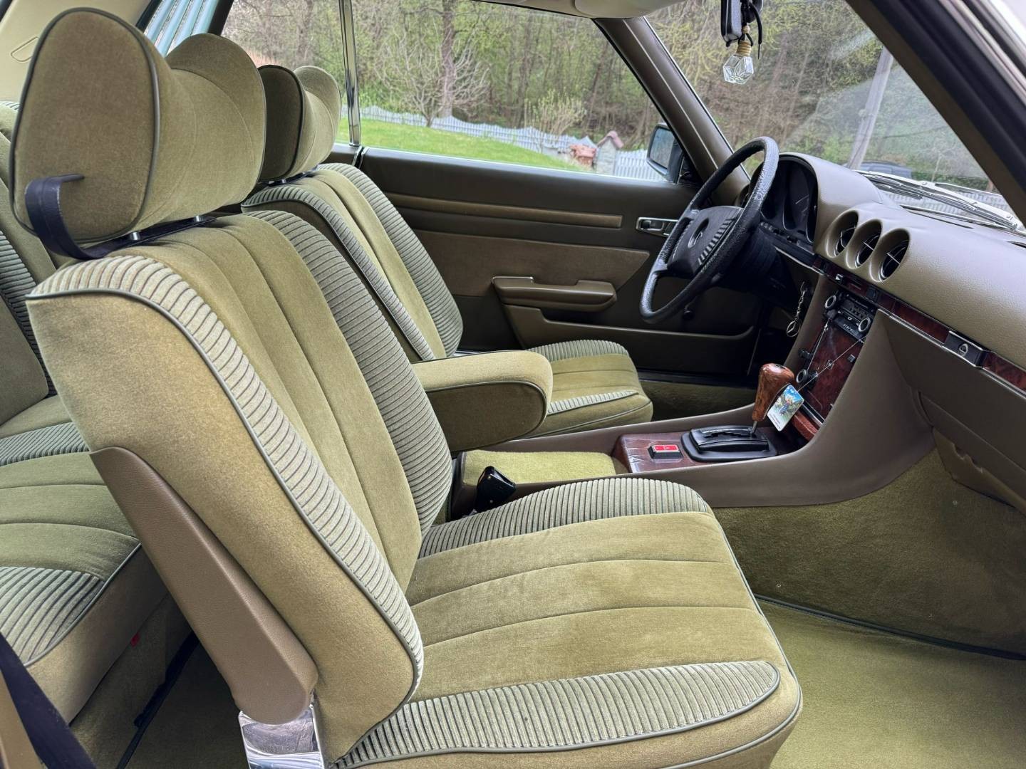 Mercedes-Benz SLC 350