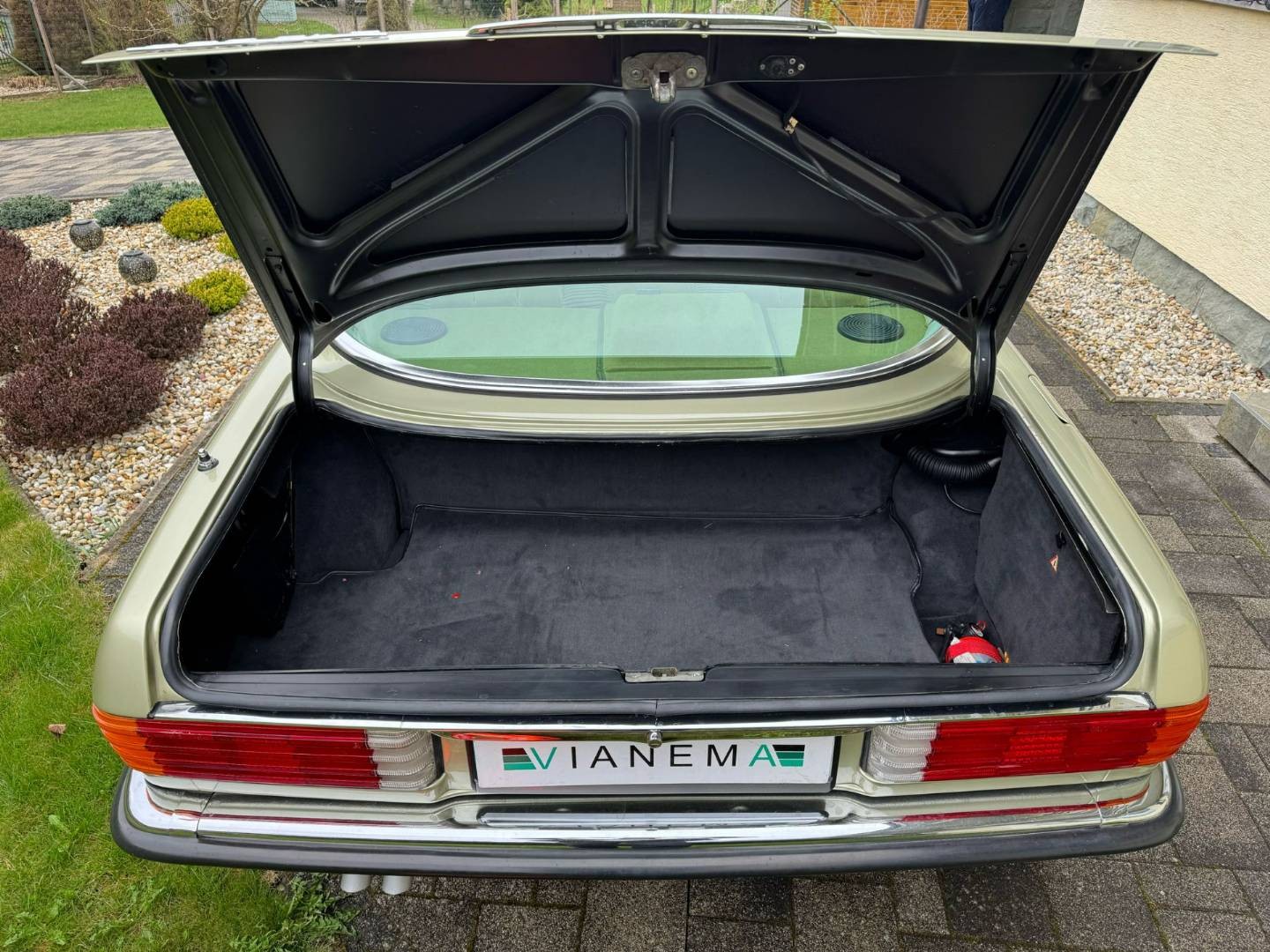 Mercedes-Benz SLC 350