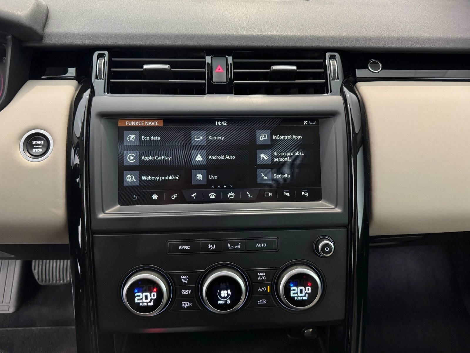 Land Rover Discovery SDV6 306hp SE 7-miestna verzia - VÝPREDAJ SKLADU JAZDENÝCH VOZIDIEL!