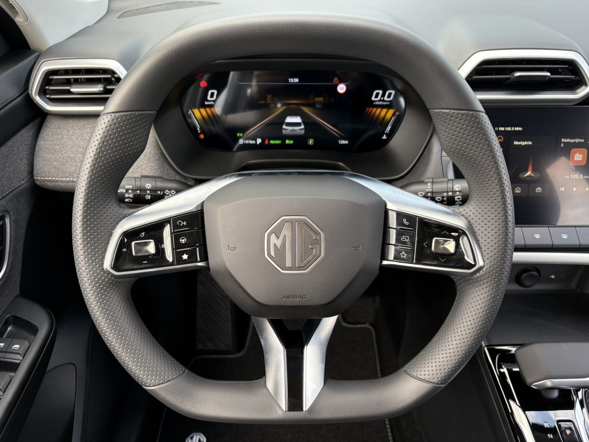 MG ZS 1,5 Hybrid+ Emotion
