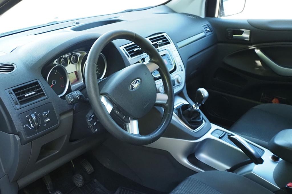 Ford Kuga 2.0 TDCi DPF Titanium 4WD