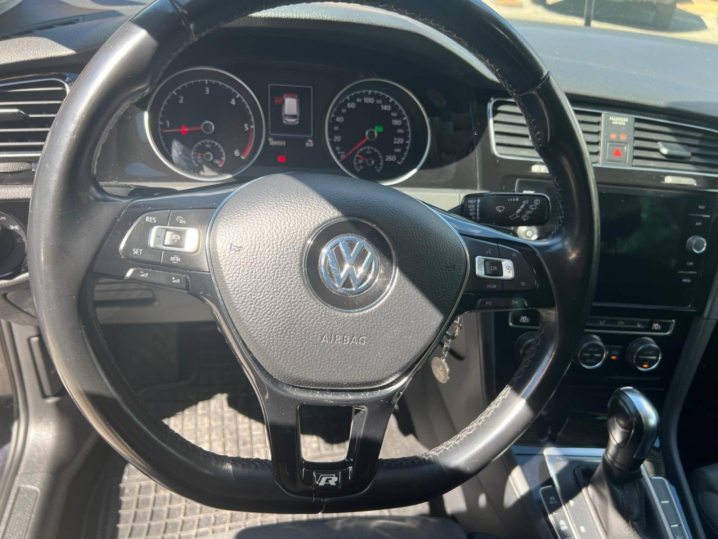 Volkswagen Golf Variant 2.0 TDI R-Line Highline DSG