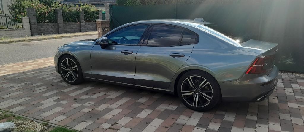 Volvo S60 T4 2.0 190k R-Design Geartronic