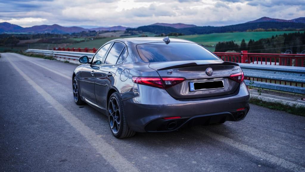 Alfa Romeo Giulia 2.0 GME Veloce AWD AT
