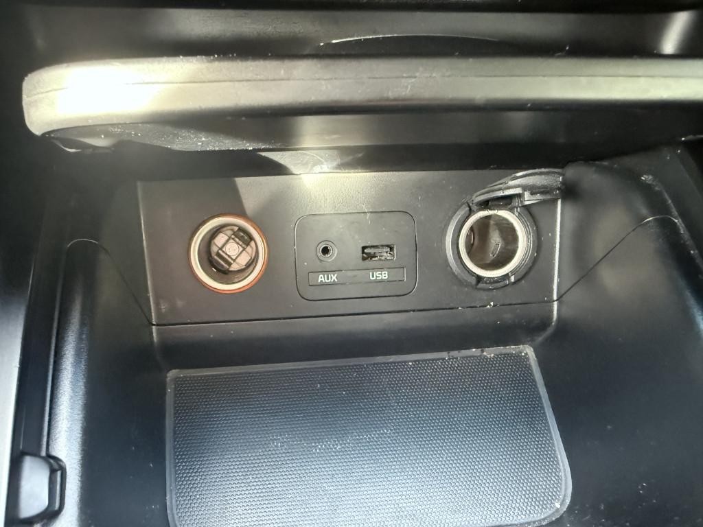 KIA Carens 1.7 CRDi 136k EX 7m