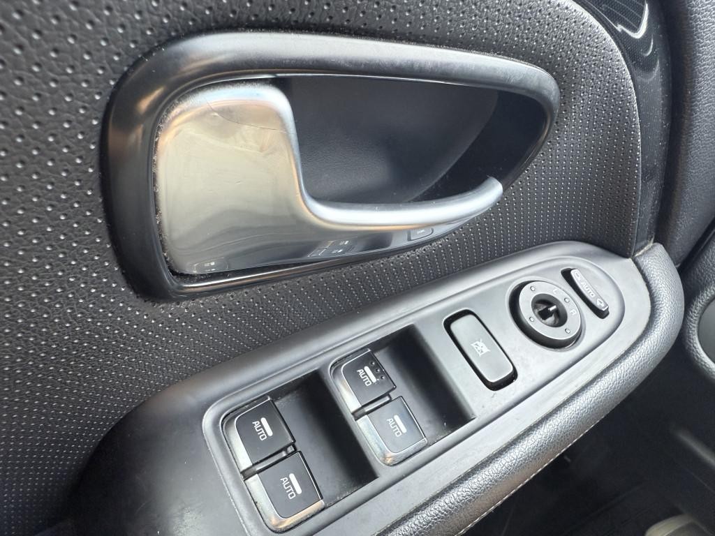 KIA Carens 1.7 CRDi 136k EX 7m