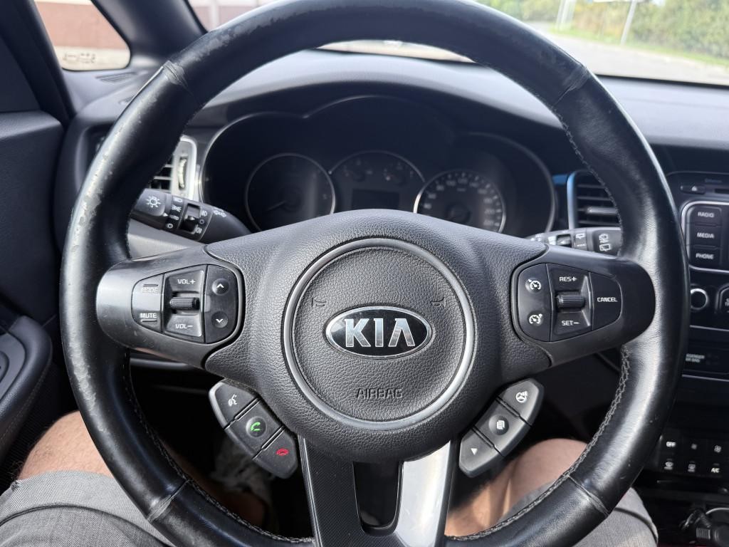 KIA Carens 1.7 CRDi 136k EX 7m