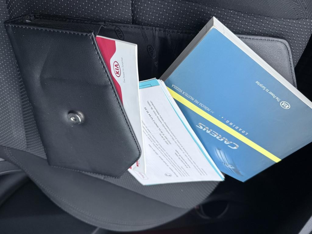 KIA Carens 1.7 CRDi 136k EX 7m