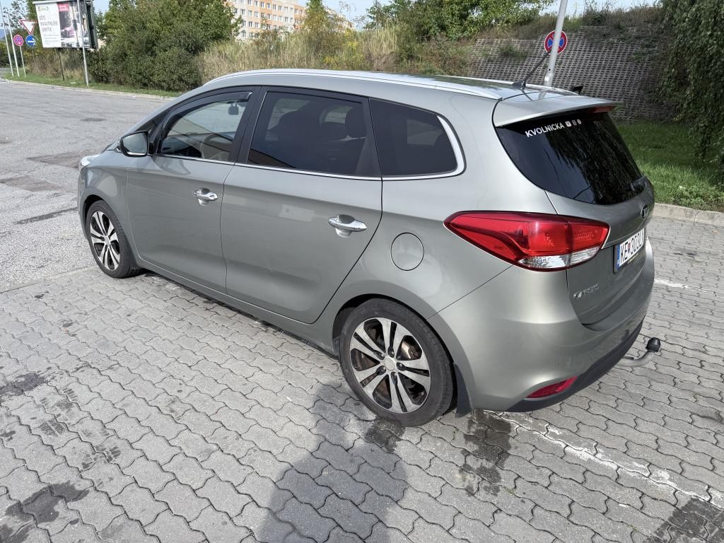 KIA Carens 1.7 CRDi 136k EX 7m