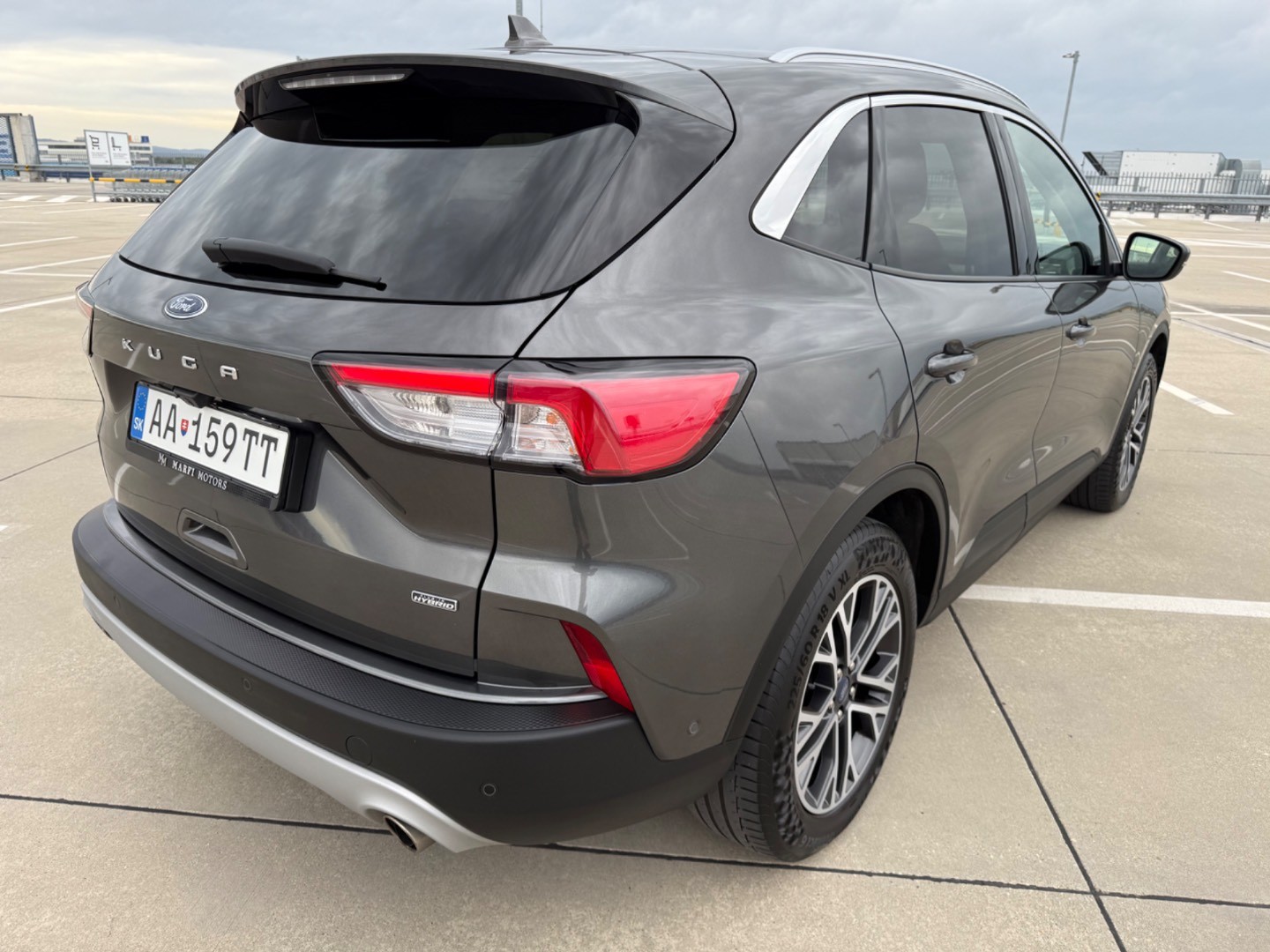 Ford Kuga 2.5 Duratec PHEV 225k Titanium CVT