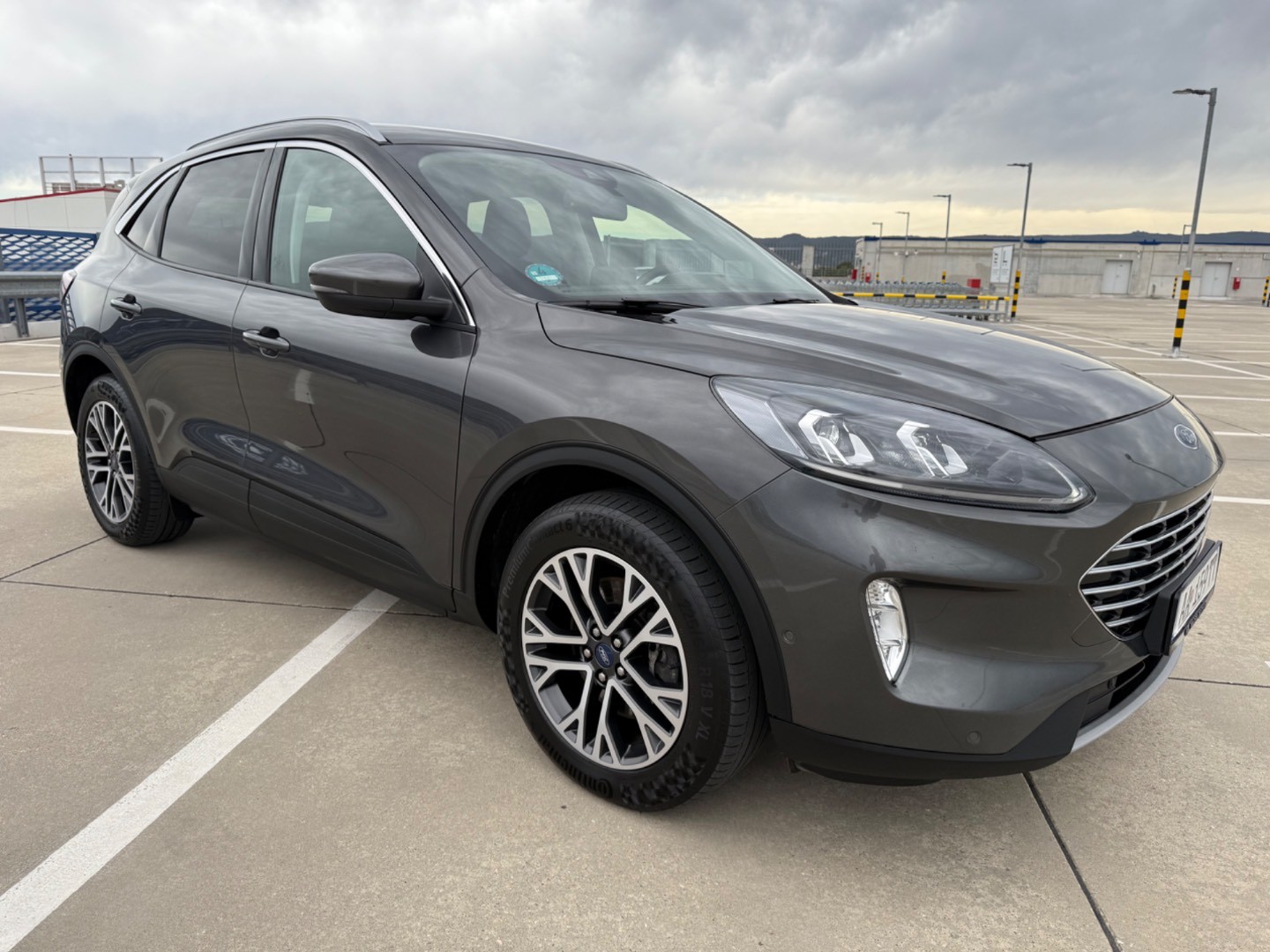 Ford Kuga 2.5 Duratec PHEV 225k Titanium CVT