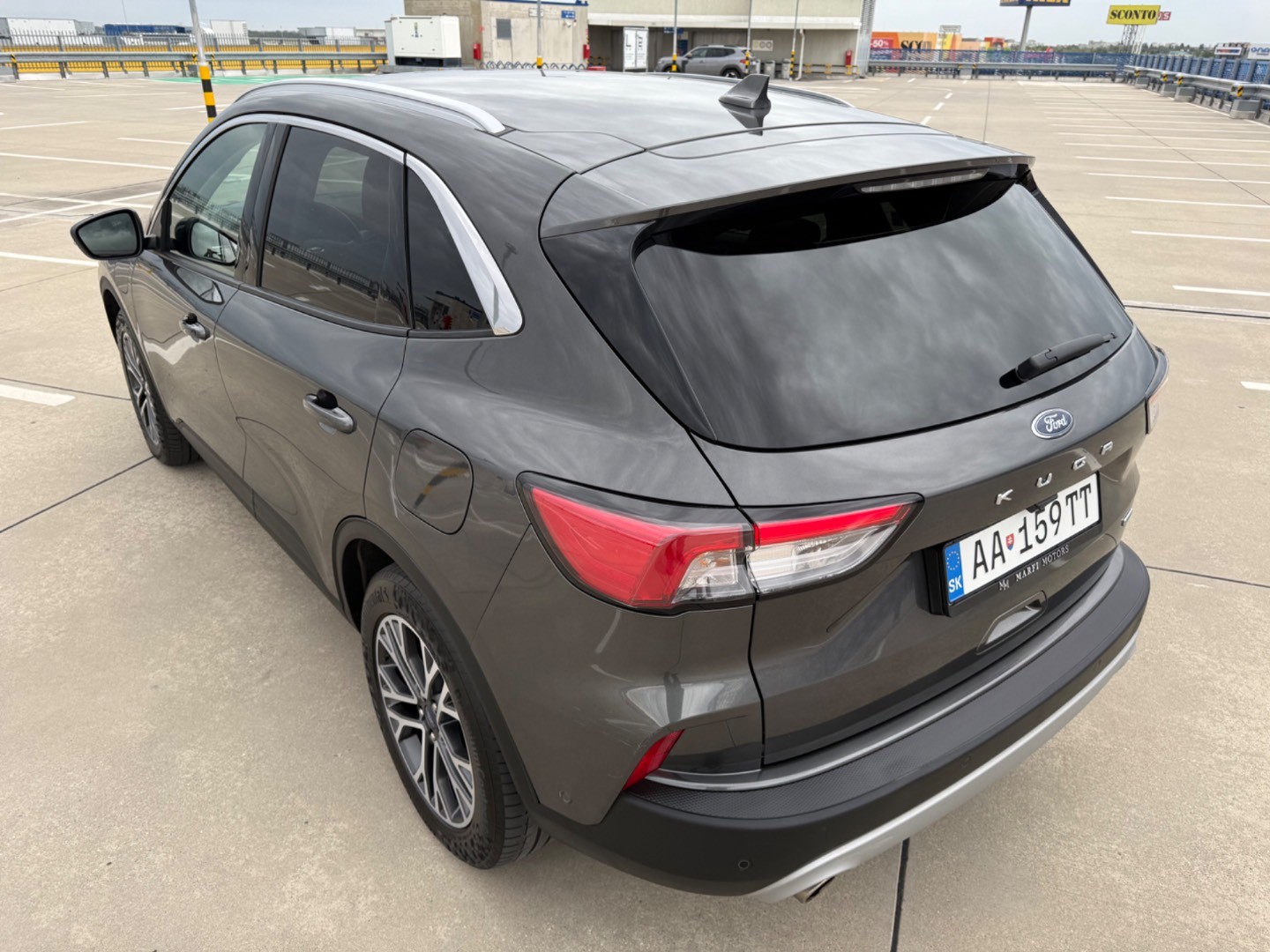 Ford Kuga 2.5 Duratec PHEV 225k Titanium CVT