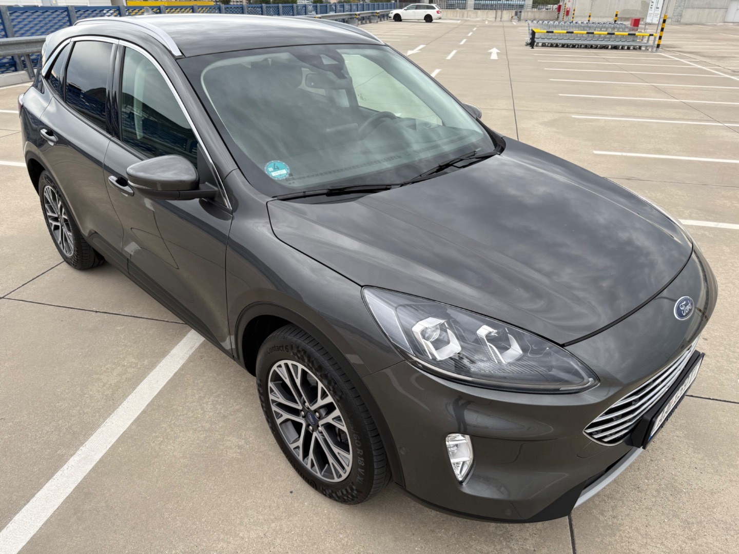 Ford Kuga 2.5 Duratec PHEV 225k Titanium CVT